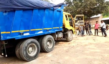 রাজশাহীতে ট্রাকের ধাক্কায় বাবা-ছেলে নিহত