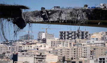 ইরানে মার্কিন যুদ্ধবিমান ভূপাতিত: এক ক্রু উদ্ধার, পাইলটদের খোঁজ চলছে