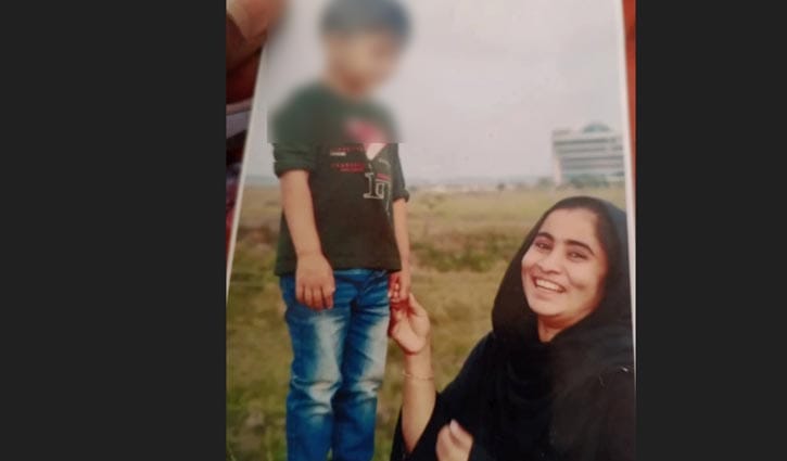 মাথা বিচ্ছিন্ন করে স্ত্রীর মরদেহ পুকুরে ফেলার অভিযোগ