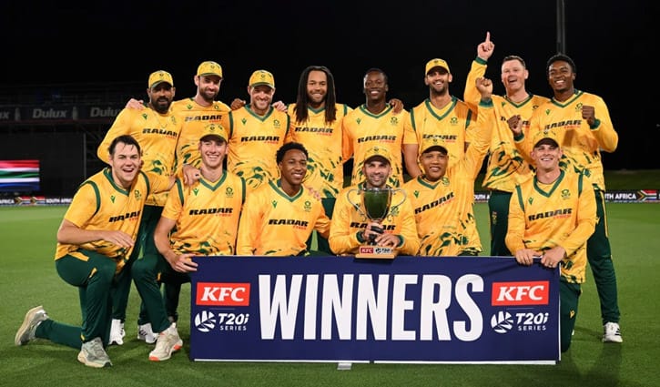 পিছিয়ে থেকেও সিরিজ জিতল দ. আফ্রিকা