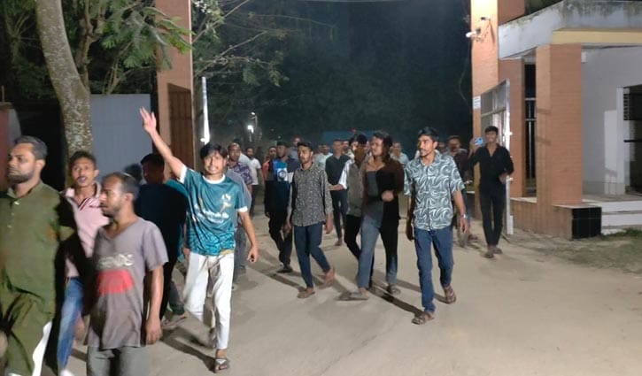 এসপির গাড়ি আটকে ‘মব’ তৈরির চেষ্টা, বাসচালক আটক