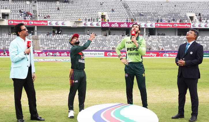 তানজিদের ফিফটি, উদ্বোধনী জুটিতে বাড়ছে রান