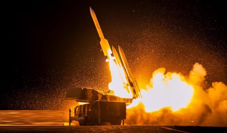 ইসরায়েলে ৫০টিরও বেশি লক্ষ্যবস্তুতে হামলার দাবি ইরানের