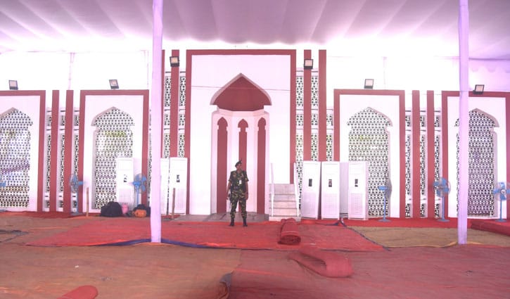 প্রধান জামাতের জন্য প্রস্তুত জাতীয় ঈদগাহ