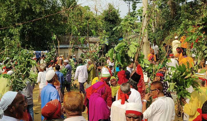 সিলেটে ঐতিহ্যবাহী ‘লাকড়ি তোড়া’ উৎসব উদযাপন 