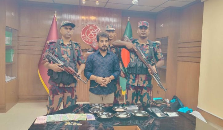 যশোরে সাড়ে ৬ কোটি টাকার হীরাসহ ভারতীয় আটক