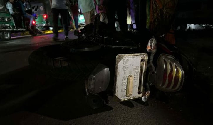 খুলনায় বাসচাপায় মোটরসাইকেলের ২ আরোহী নিহত