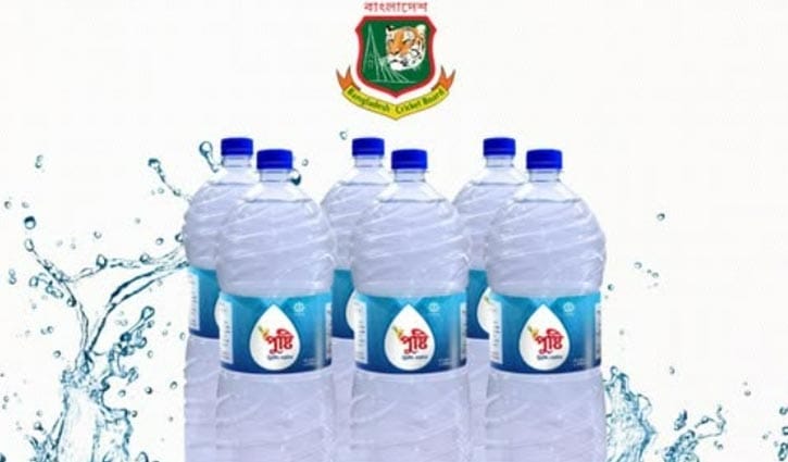 The visitors of the field will get water at Iftar