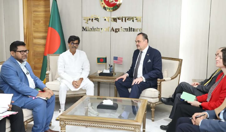 কৃষিমন্ত্রীর সাথে মার্কিন রাষ্ট্রদূতের সাক্ষাৎ 