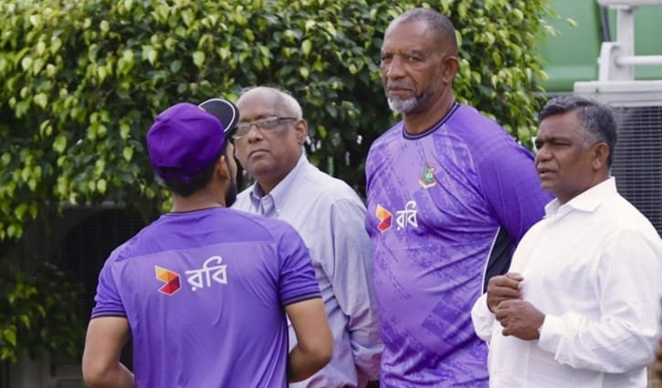 তদন্ত কমিটির মুখোমুখির অপেক্ষায় আমিনুল