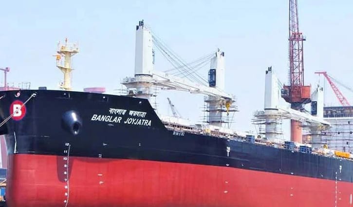 ৩৯ দিন আটকা থাকা বাংলাদেশি জাহাজ হরমুজ প্রণালির পথে