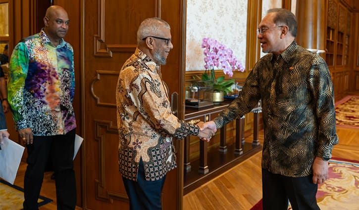 ফের খুলছে মালয়েশিয়ার শ্রমবাজার, কমছে খরচ