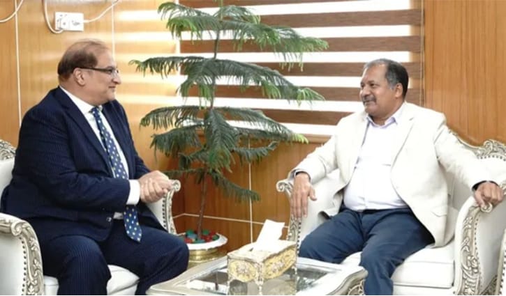 তথ্যমন্ত্রীর সঙ্গে পাকিস্তানের হাইকমিশনারের সাক্ষাৎ