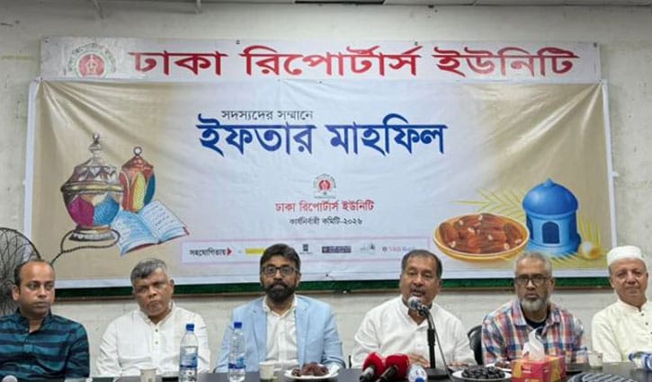 সাংবাদিকদের সম্মানজনক ওয়েজবোর্ড নিশ্চিত করা জরুরি: তথ্যমন্ত্রী