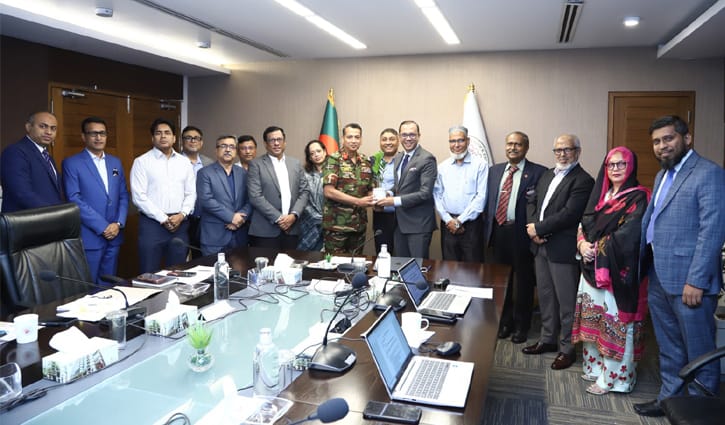 ডিএসইতে যোগ দিলেন আশিকুর রহমান