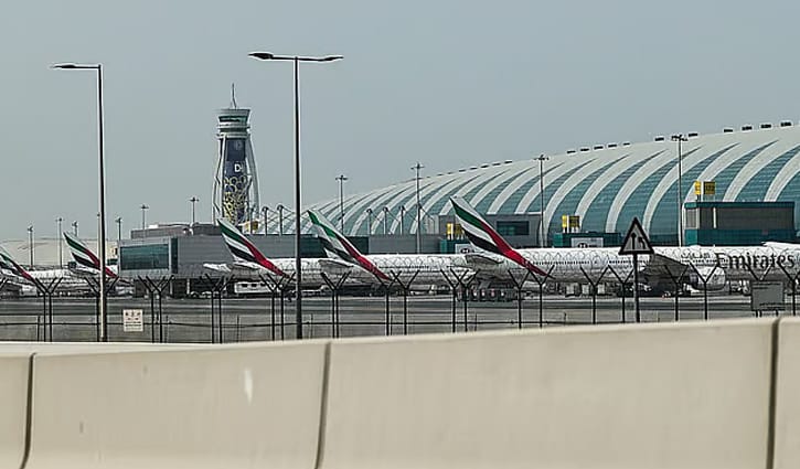 দুবাই বিমানবন্দরে ড্রোন বিধ্বস্ত, বাংলাদেশিসহ আহত ৪