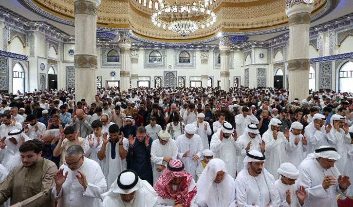 মধ্যপ্রাচ্যসহ বিভিন্ন দেশে আজ উদযাপিত হচ্ছে ঈদ