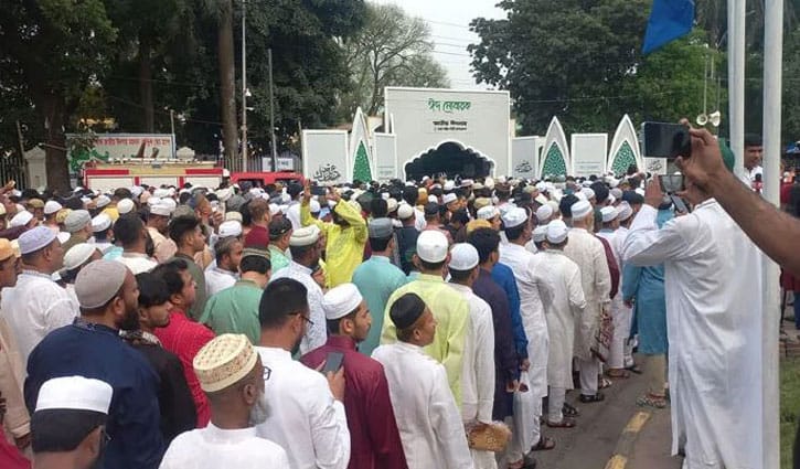 জাতীয় ঈদগাহে মুসল্লিদের ঢল