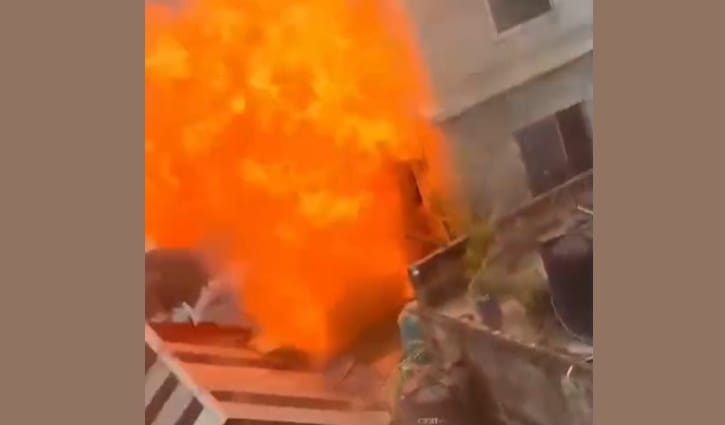 নারায়ণগঞ্জে বন্ধ হোটেলে বিস্ফোরণ