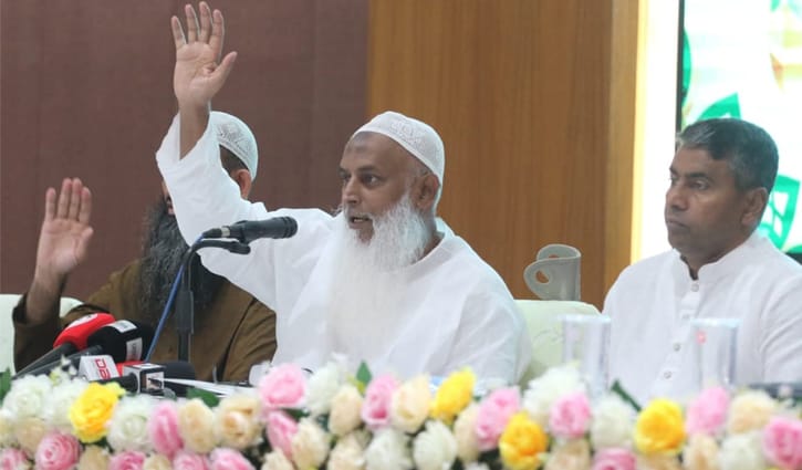 হাজিদের সাথে যারা এদিক-সেদিক করবে তাদের ক্ষমা নেই