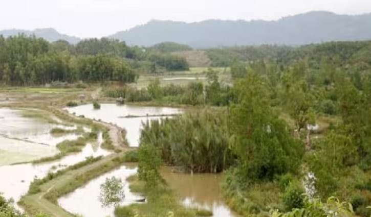 বাংলাদেশ সীমান্তের নদীপথ-জলাশয়ে ‌‘সাপ-কুমির ছাড়বে ভারত’