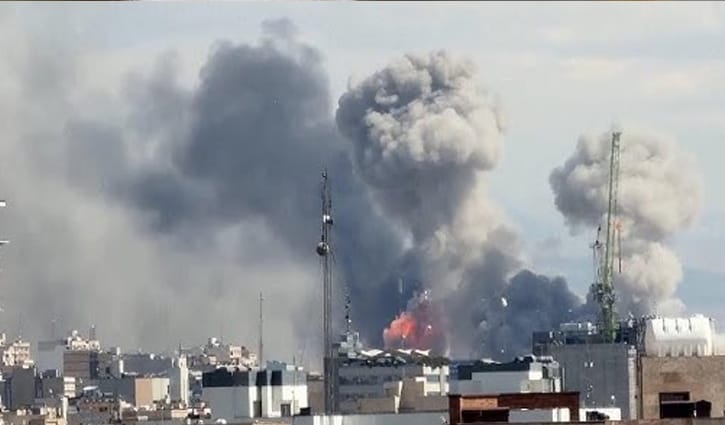 ইরানে ‌‘নতুন হামলার তরঙ্গ’ শুরু: ইসরায়েল