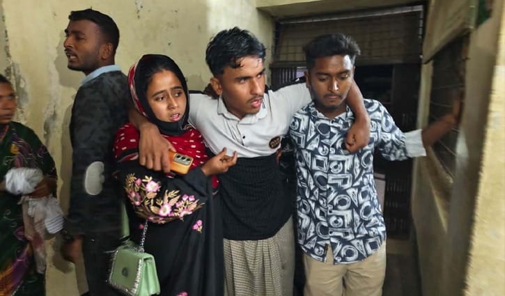 কুষ্টিয়ায় আধিপত্য বিস্তার নিয়ে সংঘর্ষে ৪ জন গুলিবিদ্ধ