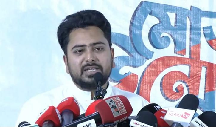 কূটনীতিকদের কাছে এনসিপির বিরুদ্ধে প্রপাগান্ডা ছড়ানো হচ্ছে: নাহিদ