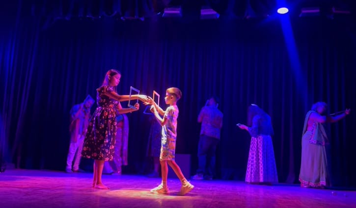 দিল্লির নাট্যোৎসবে নজর কাড়লেন বাংলাদেশের তাসমিয়া