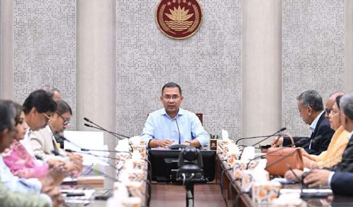 জ্বালানি সংকট: পরিস্থিতি সামাল দিতে প্রধানমন্ত্রীর বিশেষ সভা