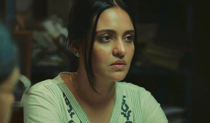 স্বামী হারানোর শোক নিয়েই শুটিংয়ে প্রিয়াঙ্কা