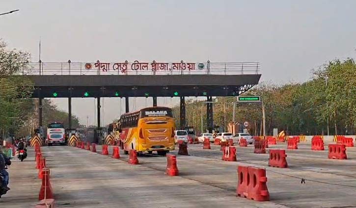 পদ্মা সেতু হয়ে দক্ষিণে নির্বিঘ্ন, স্বস্তির ঈদযাত্রা