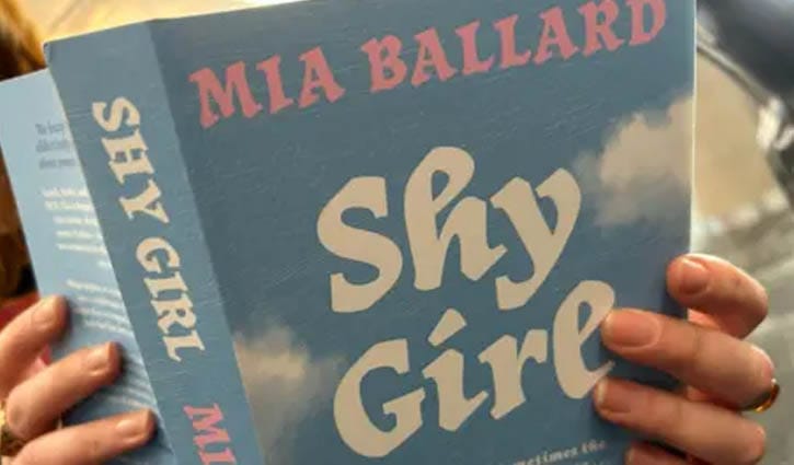 এআই ব্যবহারের অভিযোগে ‘শাই গার্ল’ উপন্যাসের প্রকাশনা বাতিল