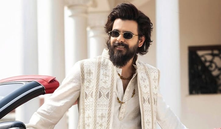 মধ্যরাতে ট্রেলার প্রকাশ করে চমক দেখালো ‘রাক্ষস’