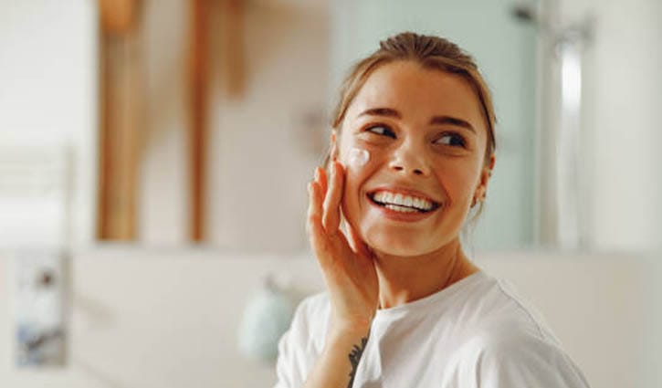 ঈদের পরে ত্বকের যত্নে নিরাপদ সমাধান