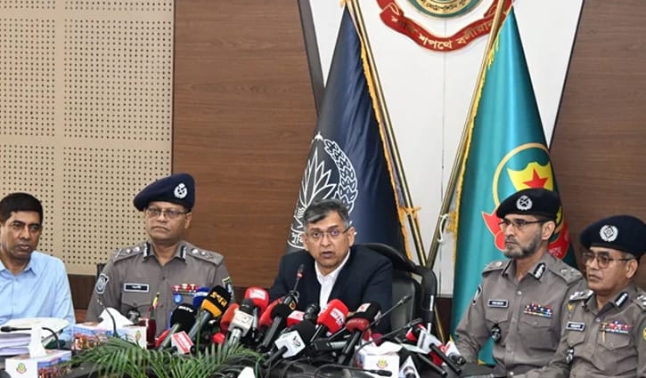 পুলিশের ভাবমূর্তি কোনোভাবে ক্ষুণ্ণ করা যাবে না: স্বরাষ্ট্রমন্ত্রী