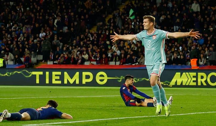 বার্সেলোনাকে বিদায় করে সেমিফাইনালে আতলেতিকো