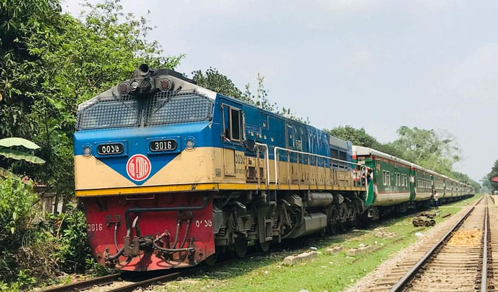 ব্যালেন্স ট্রেনে স্বস্তি, তবে সিলেটের যাত্রীরা চান স্থায়ী সমাধান