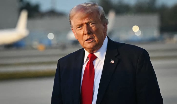 ইরানের জ্বালানি তেল ও খারগ দ্বীপের নিয়ন্ত্রণ নিতে চাই: ট্রাম্প