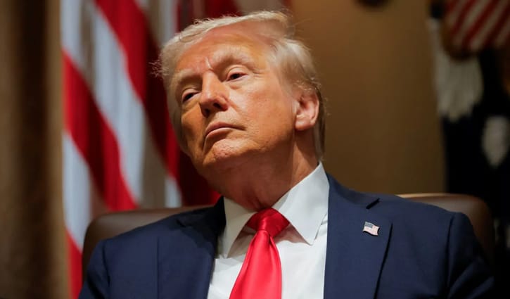 সময় পেলে ইরানের তেল দখল করব: ট্রাম্প