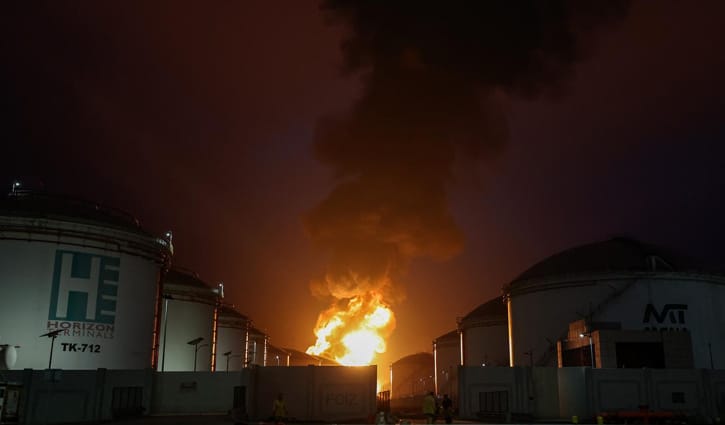 উপসাগরীয় দেশগুলোর জ্বালানি স্থাপনায় হামলা অব্যাহত