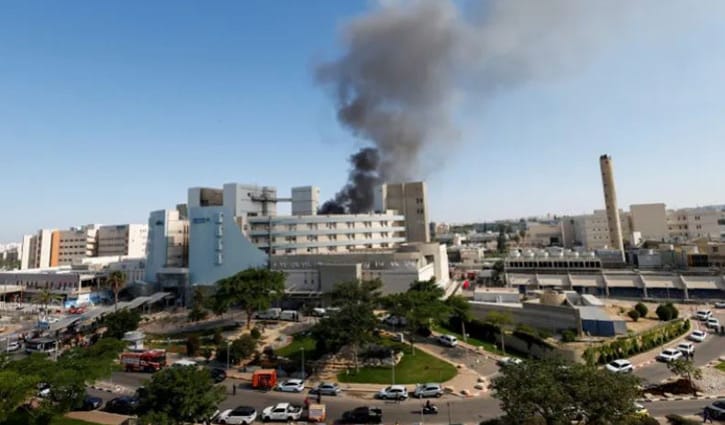 ইসরায়েলের শিল্প এলাকায় ইরানের ক্ষেপণাস্ত্র হামলা