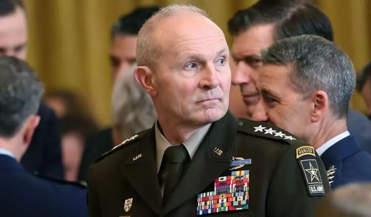 মার্কিন সেনাপ্রধান জেনারেল র‌্যান্ডি জর্জ বরখাস্ত