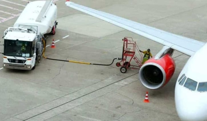 জেট ফুয়েলের দাম লিটারে বাড়ল ৯০ টাকা