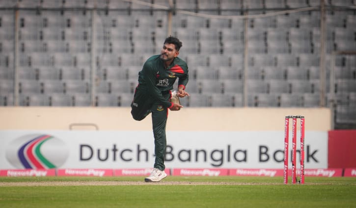 র‌্যাঙ্কিংয়ে উড়ছেন মিরাজ-বোলিংয়ে সপ্তম, অলরাউন্ডে দ্বিতীয়