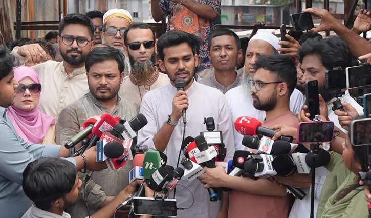 বিএনপির অশিক্ষিত ব্যক্তিদের প্রশিক্ষণের ব্যবস্থা করা উচিত: আসিফ মাহমুদ