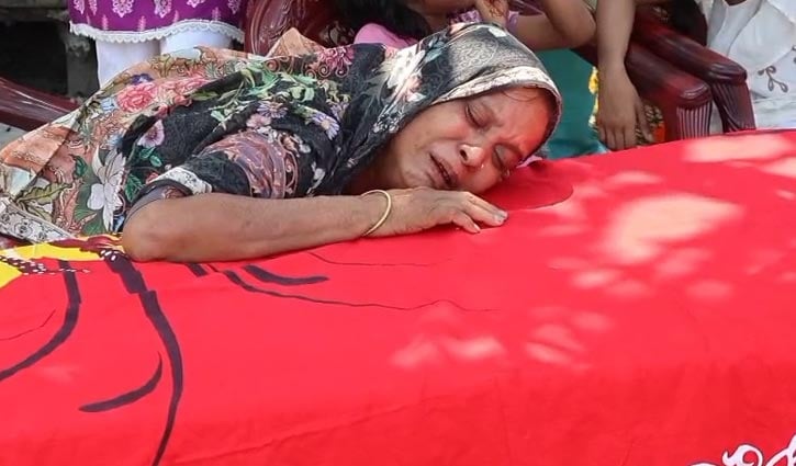 আড়াই মাস পর দেশে দাফন হলো ইরাকে নিহত শ্রাবণের মরদেহ