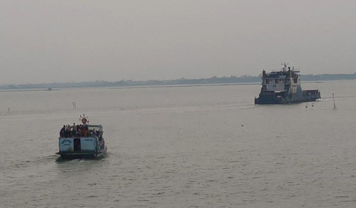 পাটুরিয়া-দৌলতদিয়া রুটে ফেরি চলাচল শুরু