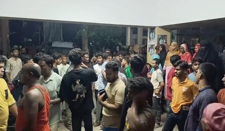 মেহেরপুরে রাতে ট্রাকের ধাক্কায় নিহত ২