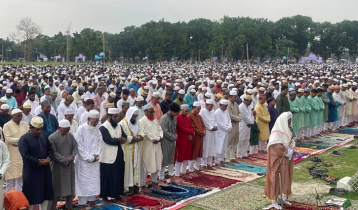 গোর-এ শহীদ ময়দানে ঈদুল আজহার জামাত অনুষ্ঠিত